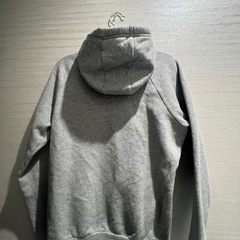 【UNDER ARMOUR】グレー　パーカー　アンダーアーマーの画像