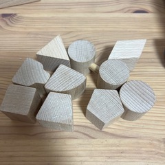 知育玩具　木製
の画像