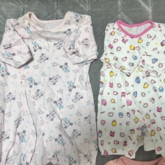 ベビー服50〜60センチ8枚セットの画像