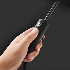 新品✨ コンパクト ワンタッチ 折りたたみ傘の画像