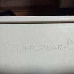 引取り希望　タッパーウェア　１０キロキーパー　米びつ　昭和レトロ　の画像