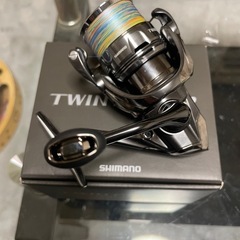 未使用　シマノ　ツインパワー　2500Sの画像
