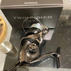 未使用　シマノ　ツインパワー　2500Sの画像