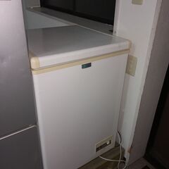 冷凍庫　アルミス　ADW-100Cの画像