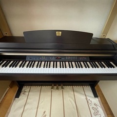 電子ピアノの画像