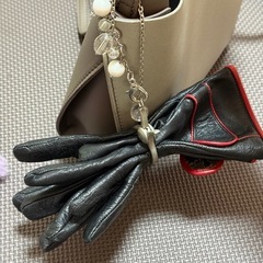 選べるクリスマスプレゼント☆ハンドメイドキーホルダーグローブホルダー☆猫天然石などの画像