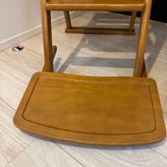 ベビーチェア　
ハイチェアの画像