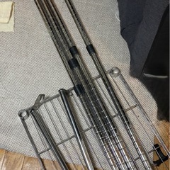 スチール棚・スチールハンガー（組み立て式）無料でお譲りしますの画像