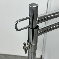 業務用ハンガーラック の画像