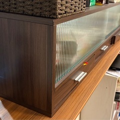 カウンター上収納 収納棚 食器棚
の画像