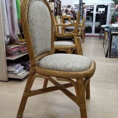 定価2万円以上　800円から千円　ラタン　椅子　チェア　イス　ホテル椅子　ロッキングチェア　オットマン　ダイニングテーブル　の画像