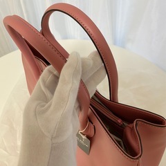 【新品未使用／上質牛ヌメ革】A4対応 レザートートバッグ、名古屋の百貨店にて購入の画像