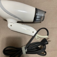 ドライヤーの画像