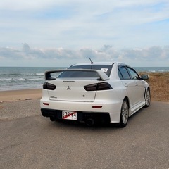 平成23年三菱ランサーGSRエボリューションX HKSレーシングサクション装​​着の画像