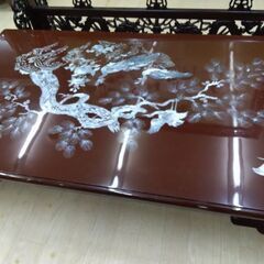 数十万円のお品　お正月に便利　座卓テーブル　ローテーブル　螺鈿　象嵌　縁起物　ダイニングテーブル　机　テーブルの画像