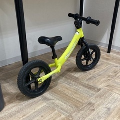 (＾ｰ^) 格好いいキックバイク‼️ 12インチ の画像