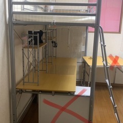 2段ベッドの画像