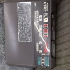 年式古いので500円ポッキリ　電気カーペット　絨毯　カーペット　こたつ　ストーブの画像