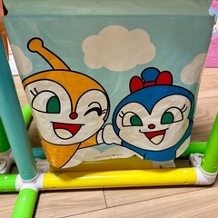 アンパンマン滑り台の画像