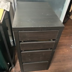 4段 木製チェスト（無料）の画像