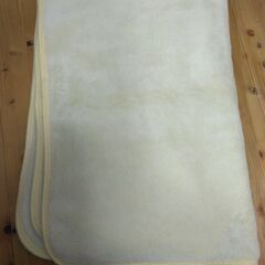 毛布　イエローの画像