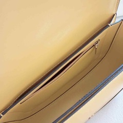 Charles & Keith（チャールズ＆キース）のバッグの画像