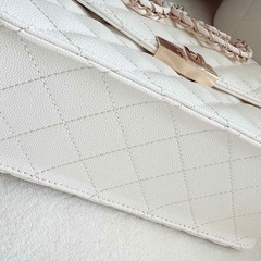 Charles & Keith（チャールズ＆キース）のバッグです。の画像