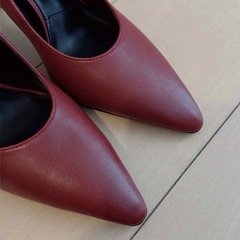 Charles & Keith（チャールズ＆キース）のハイヒールです。の画像