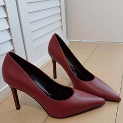 Charles & Keith（チャールズ＆キース）のハイヒールです。の画像