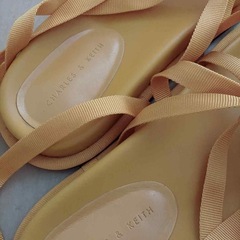Charles & Keith（チャールズ＆キース）のサンダルです。の画像