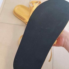 Charles & Keith（チャールズ＆キース）のサンダルです。の画像