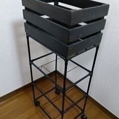 小物入れキャスター付きの画像