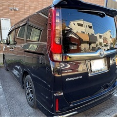 トヨタ エスクァイア ハイブリッドの画像