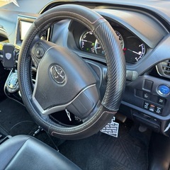 トヨタ エスクァイア ハイブリッドの画像