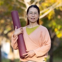 【明日開催！お寺でヨガ】