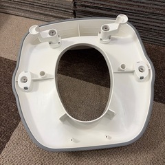 Richell ポッティス 補助便座 ホワイト　リッチェルの画像
