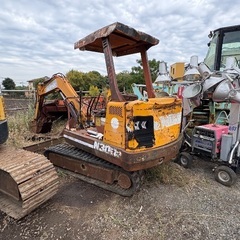 丸車部品取り　Hanix N30 日産　バックホーの画像