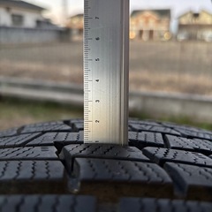 美品　17インチ　スタッドレス　タイヤホイールセット　の画像