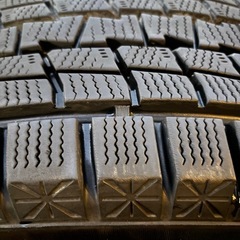 美品　17インチ　スタッドレス　タイヤホイールセット　の画像