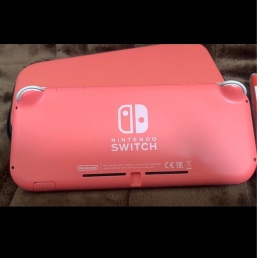 Switchライトピンク、専用ケース付き