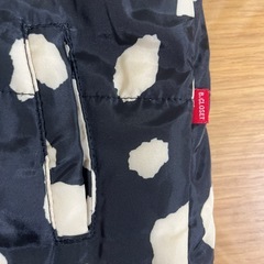 futafuta 黒地に白の水玉ロンパース 80cmの画像