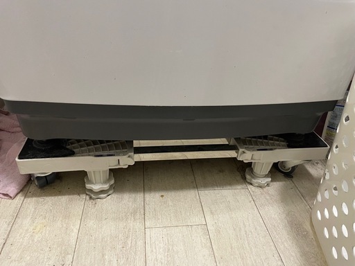 TOSHIBA　10KG洗濯機 