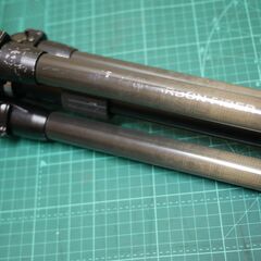 SLIKのカーボン三脚の画像