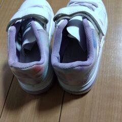 おんなの子靴の画像