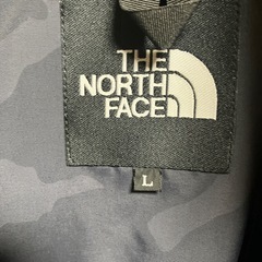 ノースフェイスブルゾンの画像