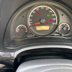 フォルクスワーゲン up! 　move up!　 ETC/衝突被害軽減ブレーキ/禁煙車/天張り垂れ無し/キーレス/ローダウン/純正オーディオ/CD/MTモード/シートリフター/レベライザー/純正ホイールキャップ/ASGの画像