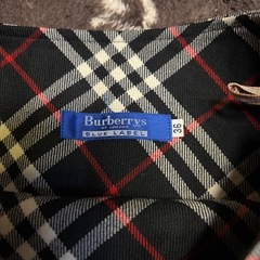 BURBERRYミニスカの画像