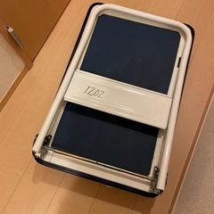 美品！台車の画像