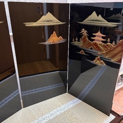高級山高蒔絵屏風　5月人形屏風　兜鎧の画像
