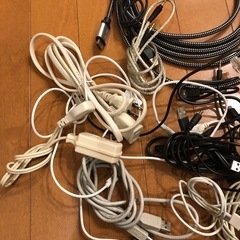 コード　充電コード　延長コード　  HDMIケーブルの画像